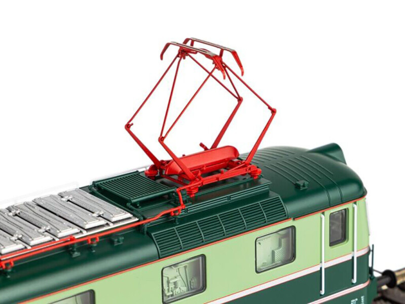 Piko Elektrická lokomotiva E669.1 ČSD III včetně zvukového dekodéru, digitální - 21022